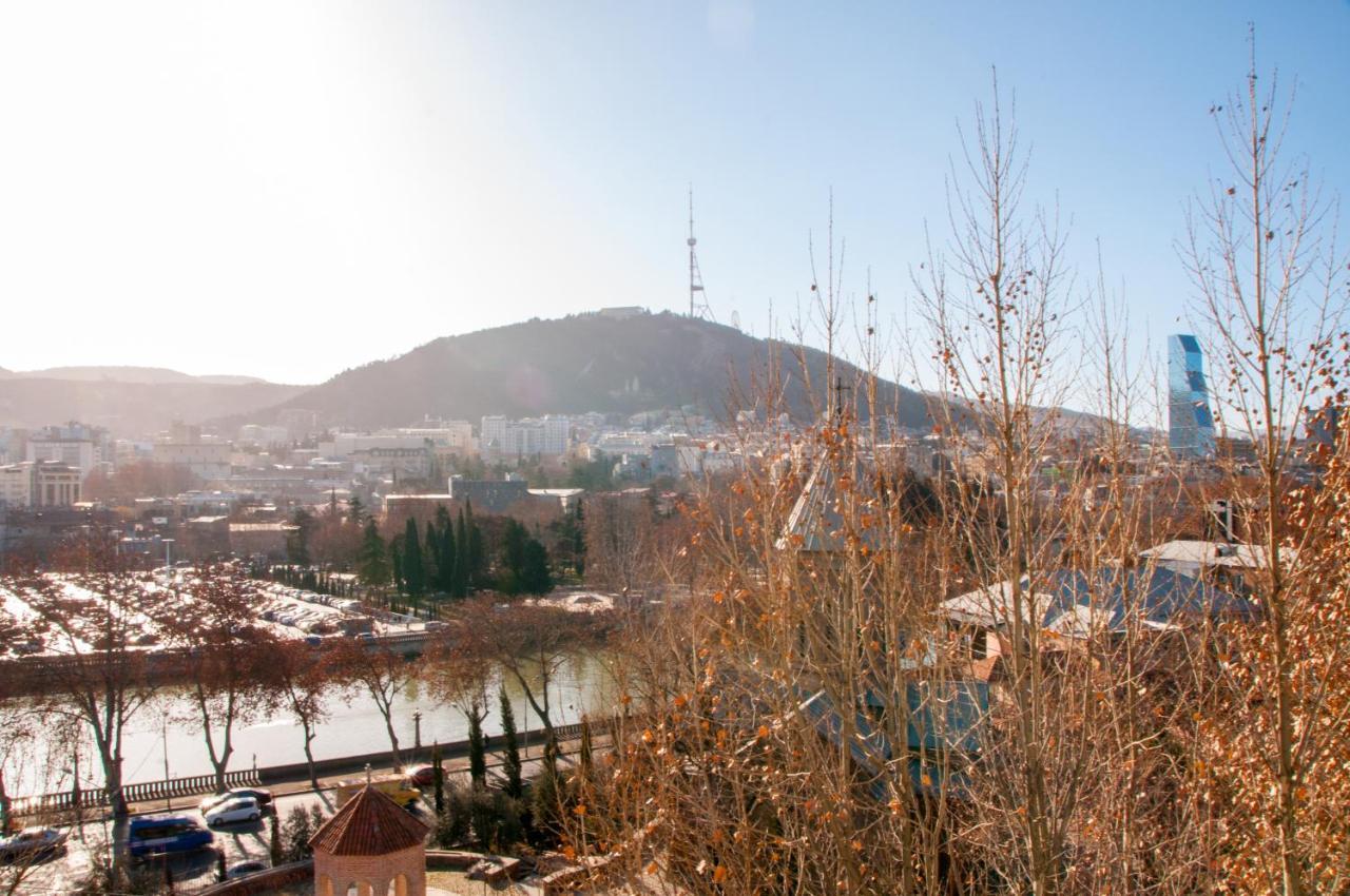 Apartment Near Church Tbilisi Exterior foto